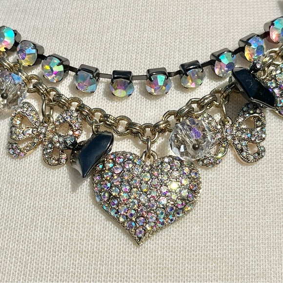 Betsey Johnson VINTAGE Y2K Gold Pavé Heart Necklace NEW - Picture 7 of 10